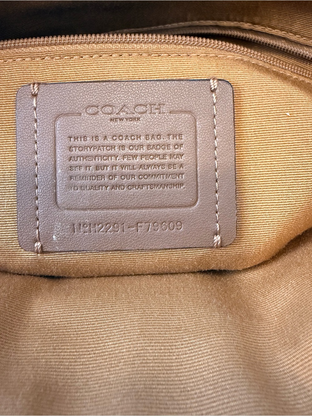 Coach Gallery Beige Signature Tote with Cream Trim - Picture 9 of 13
